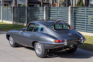 Bild 2/99 von Jaguar Type E 4.2 (1966)