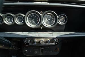Image 33/47 of Innocenti Mini Cooper 1300 (1974)