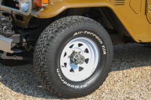 Image 14/50 de Toyota Land Cruiser BJ 40 (1979)