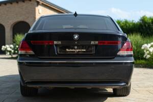 Image 10/50 de BMW 745Li (2001)