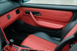 Immagine 42/50 di Mercedes-Benz SLK 230 Kompressor (1998)