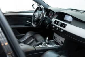 Bild 12/32 von BMW M5 Touring (2007)