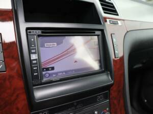 Bild 29/50 von Cadillac Escalade (2009)