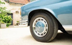 Bild 19/47 von Mercedes-Benz 280 SE (1969)