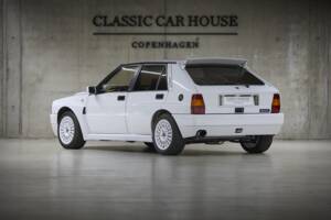 Image 33/93 of Lancia Delta HF Integrale Evoluzione I (1992)