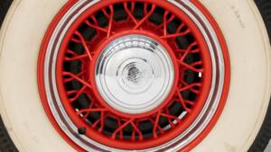 Image 5/15 of Auburn 852 Phaeton (1936)