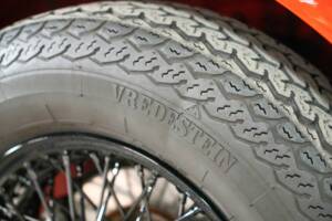 Image 30/50 of Austin-Healey 3000 Mk II (BJ7) (1964)