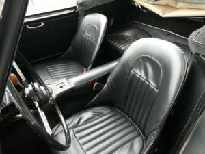 Imagen 10/23 de Austin-Healey 3000 Mk III (BJ8) (1966)