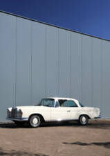 Image 18/45 of Mercedes-Benz 280 SE (1968)