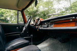Image 80/99 of Mercedes-Benz 250 SE (1967)