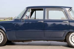 Image 32/50 of Alfa Romeo Giulia Nuova Super 1600 (1978)