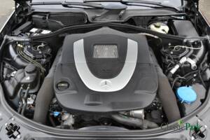 Bild 14/50 von Mercedes-Benz S 500 (2006)