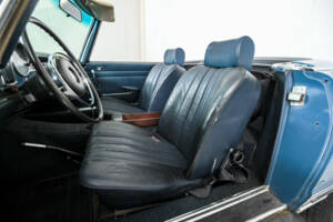 Bild 12/50 von Mercedes-Benz 280 SL (1969)