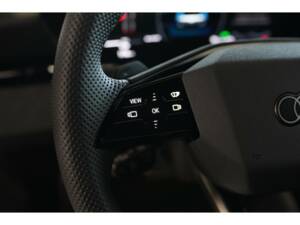 Image 9/22 of Audi S6 e-tron Avant (2024)