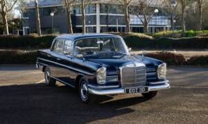 Image 1/29 of Mercedes-Benz 220 SE b (1966)