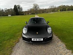 Image 16/42 of Porsche 911 Carrera S (2018)