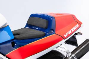 Image 46/48 of Honda DUMMY (1997)