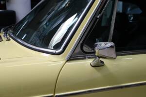 Bild 12/34 von MG MGB GT (1966)