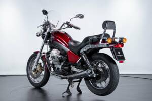 Immagine 2/50 di Moto Guzzi DUMMY (2002)