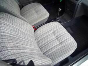 Image 13/17 of Peugeot 205 Diesel (1988)