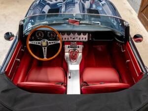Image 13/36 of Jaguar E-Type 3.8 (1963)