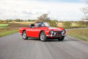 Image 1/30 of Triumph TR 5 PI (1968)