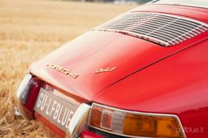 Image 19/59 of Porsche 911 2.0 (1966)