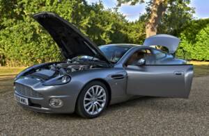Image 21/50 de Aston Martin V12 Vanquish (2001)