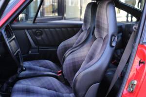Afbeelding 5/50 van Porsche 911 Carrera 3.2 (1988)