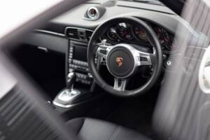 Immagine 22/25 di Porsche 911 Carrera GTS (2011)