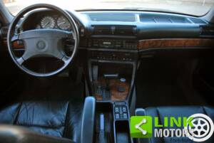 Immagine 9/10 di BMW 750iL (1989)