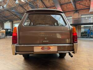 Image 11/40 of Peugeot 404 Break (1965)