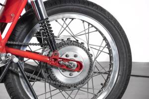 Imagen 9/22 de Aermacchi Harley-Davidson Ala d'oro 350 (1969)