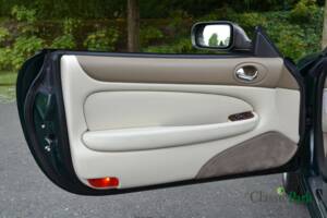 Imagen 27/50 de Jaguar XK8 4.0 (1998)