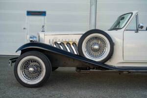 Bild 4/8 von Beauford Series 2 (1976)