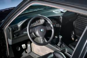 Bild 10/36 von BMW M3 (1989)