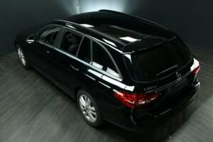 Bild 42/49 von Mercedes-Benz C 220 d 4MATIC (2021)
