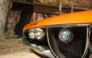 Image 14/50 de Alfa Romeo Montreal (1971)