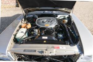 Bild 19/50 von Mercedes-Benz 560 SL (1987)