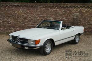 Image 18/50 of Mercedes-Benz 280 SL (1981)