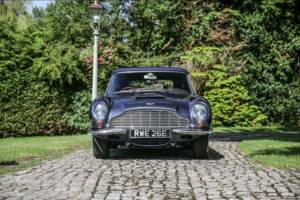 Immagine 10/24 di Aston Martin DB 6 Volante (1967)