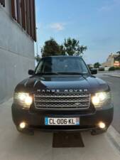 Bild 9/12 von Land Rover Range Rover 4.4 TDV8 Vogue SE (2012)