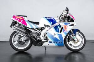 Bild 5/50 von Suzuki RGV 250 Gamma (1992)