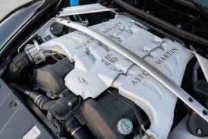 Image 81/83 de Aston Martin V12 Vantage (2009)