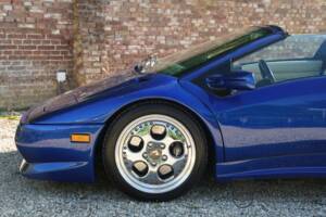 Image 34/50 of Lamborghini Diablo VT Roadster (1996)