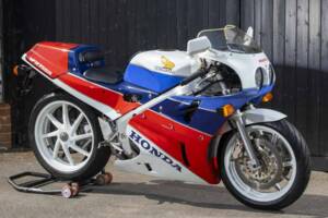 Bild 5/50 von Honda VFR 750R RC 30 (1989)