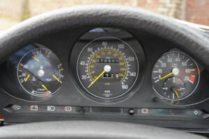 Image 38/50 de Mercedes-Benz 280 SL (1982)
