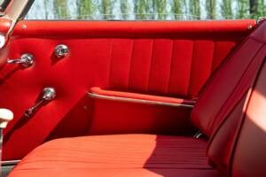 Image 48/50 of Mercedes-Benz 190 SL (1959)