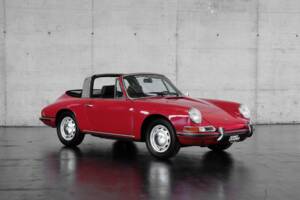 Bild 10/43 von Porsche 911 2.0 T (1967)