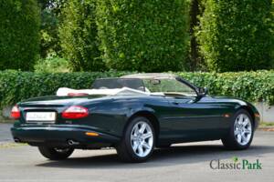 Imagen 4/50 de Jaguar XK8 4.0 (1998)